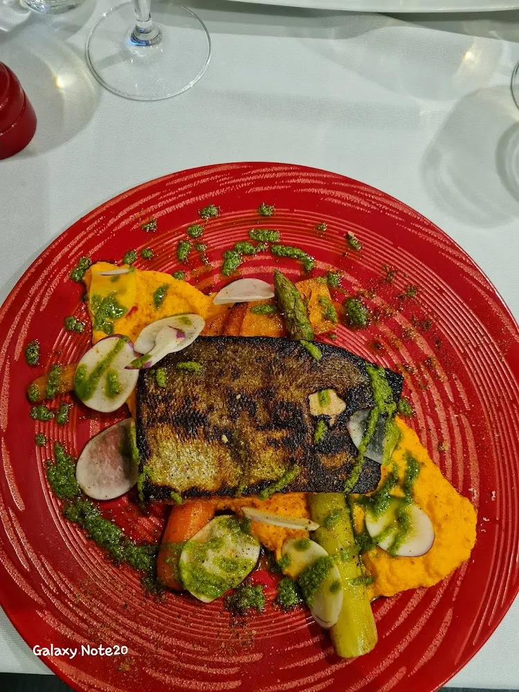 Filet de Truite Carottes 2 Textures Et Petits Légumes